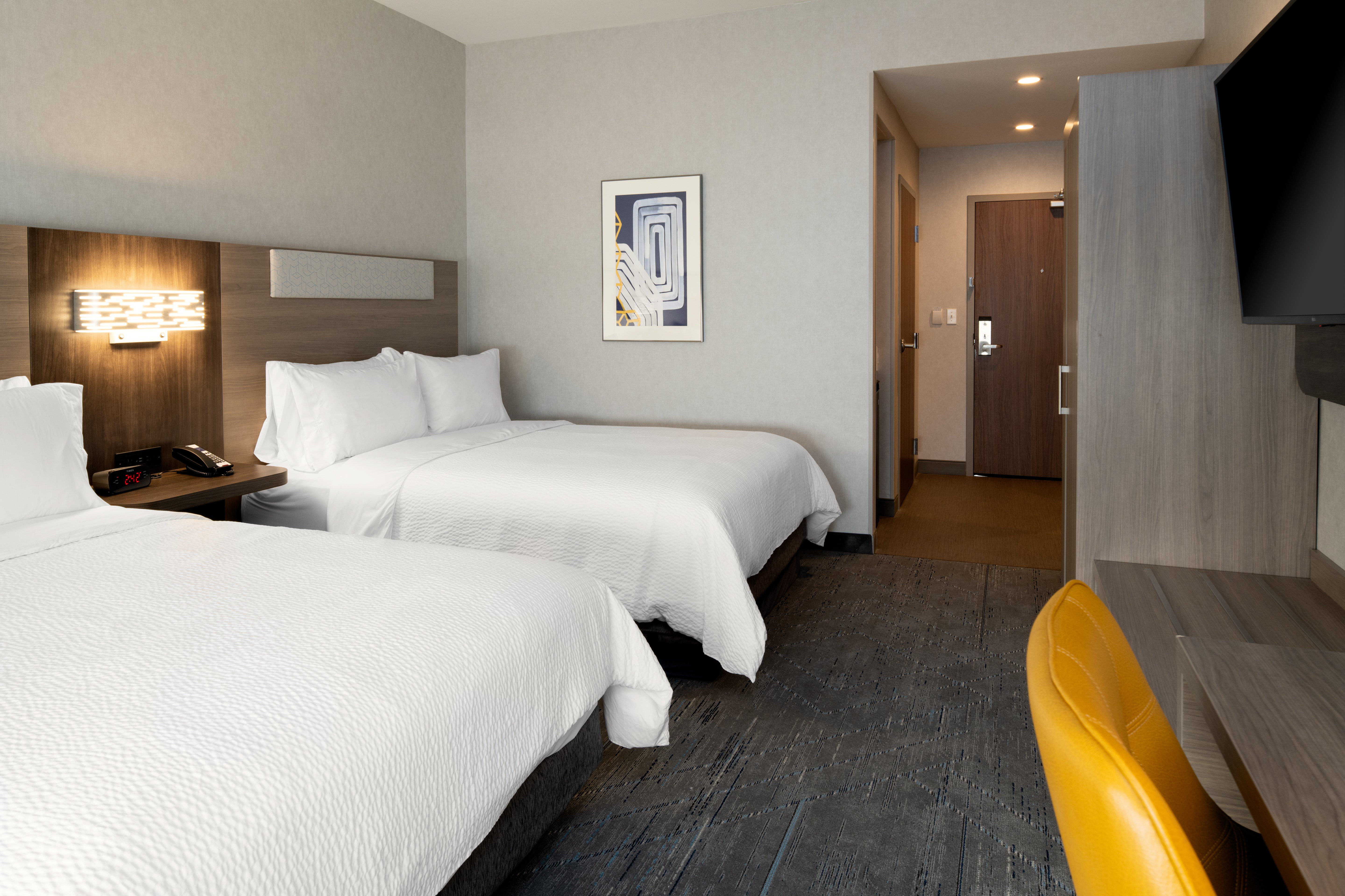 holiday inn express and suites hollister an ihg hotel