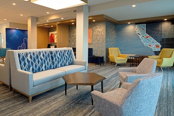holiday inn express and suites hollister an ihg hotel