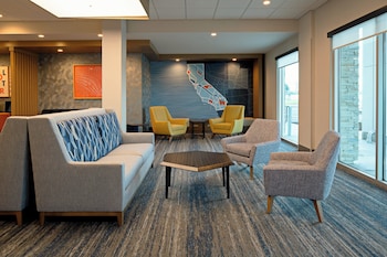 holiday inn express and suites hollister an ihg hotel
