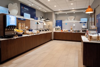 holiday inn express and suites hollister an ihg hotel