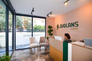 juglans suites