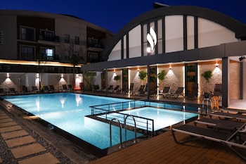 juglans suites
