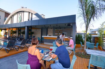 juglans suites