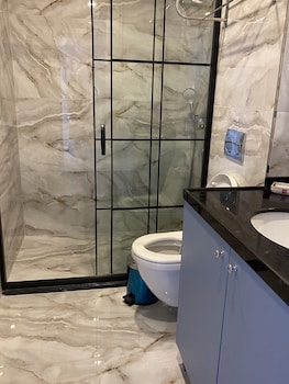 princely suites