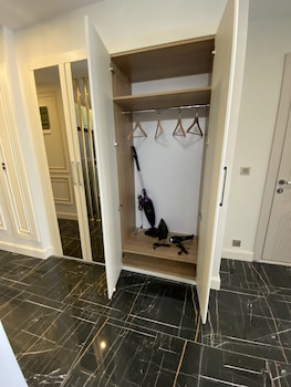princely suites