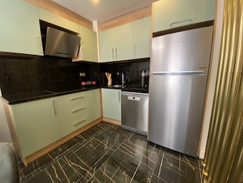 princely suites