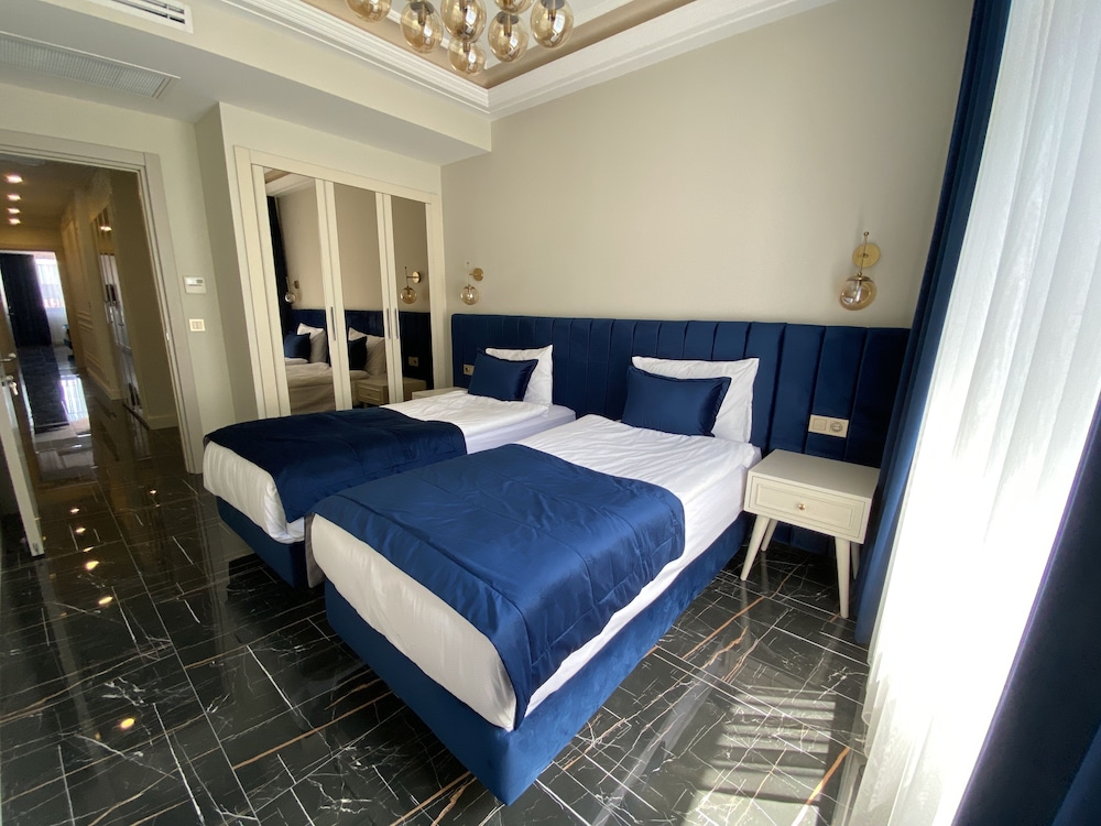 princely suites