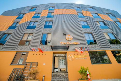 city moonlight apart hotel