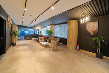 city moonlight apart hotel