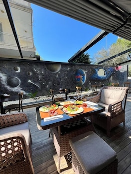 city moonlight apart hotel