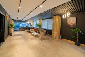 city moonlight apart hotel