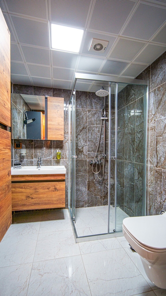 dolphin boutique hotel and restaurant