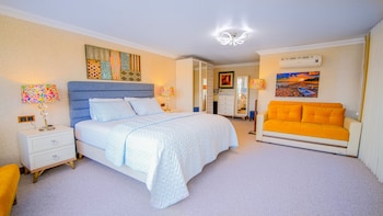 dolphin boutique hotel and restaurant