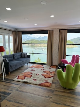 dolphin boutique hotel and restaurant