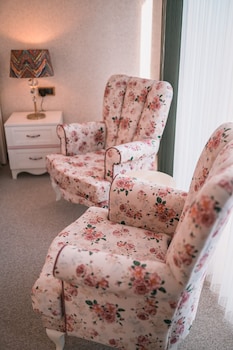 dolphin boutique hotel and restaurant