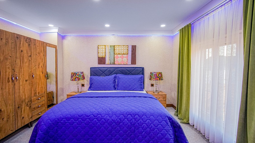 dolphin boutique hotel and restaurant