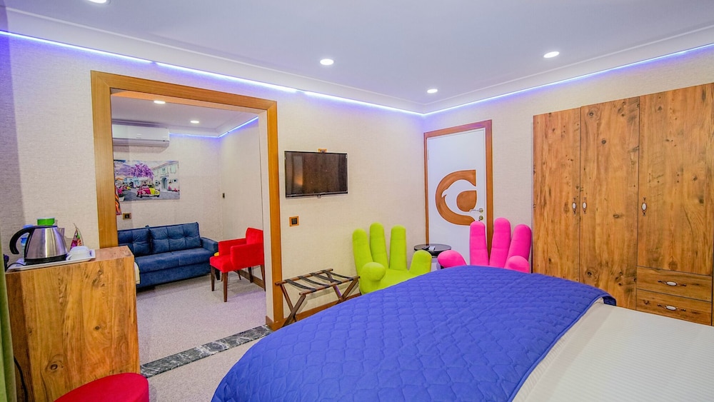 dolphin boutique hotel and restaurant