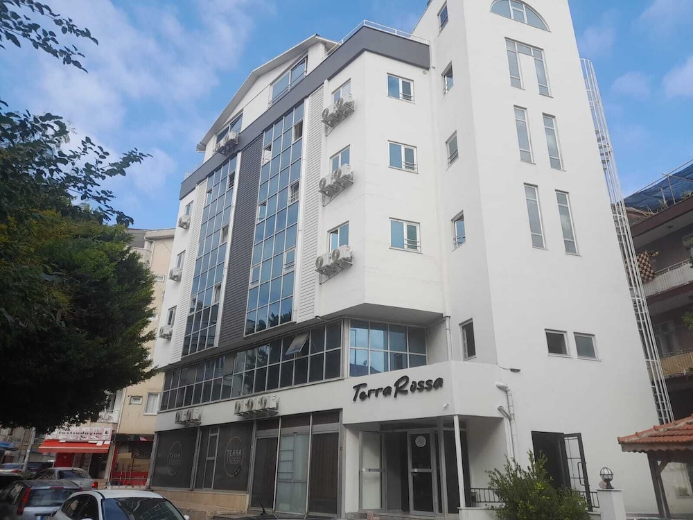 terra rossa suites