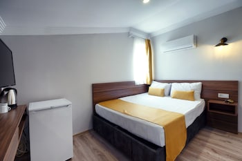 terra rossa suites