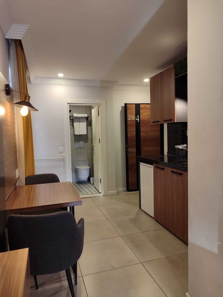 terra rossa suites