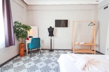 zeren alacati butik otel
