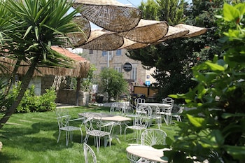 zeren alacati butik otel
