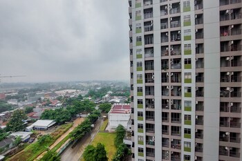 nice and spacious 2br at serpong greenview apartment