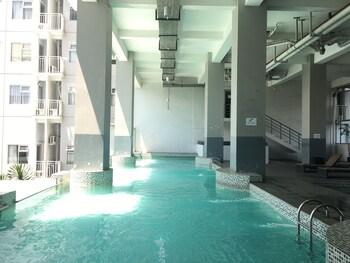 well apointed 1br apartment at easton park residence jatinangor