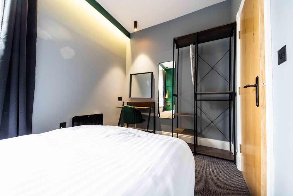 the luxury penthouse by sasco apartments