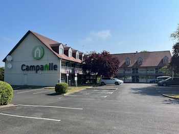 campanile deauville st arnoult