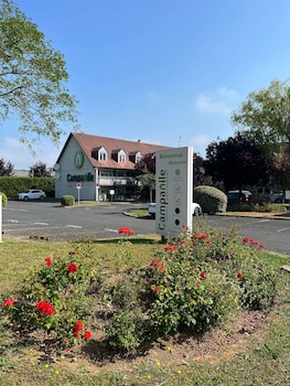 campanile deauville st arnoult