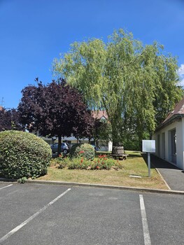 campanile deauville st arnoult