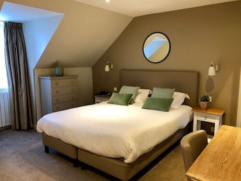 hotel le fer a cheval