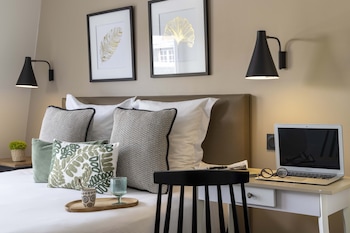 hotel le fer a cheval