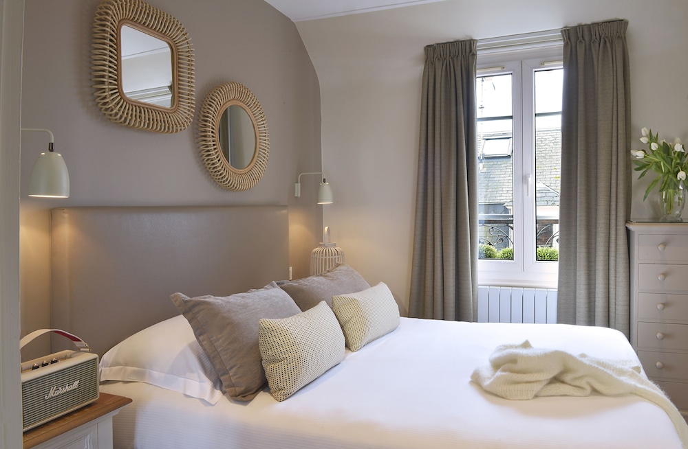 hotel le fer a cheval