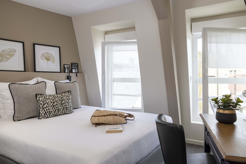 hotel le fer a cheval