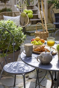 hotel le fer a cheval