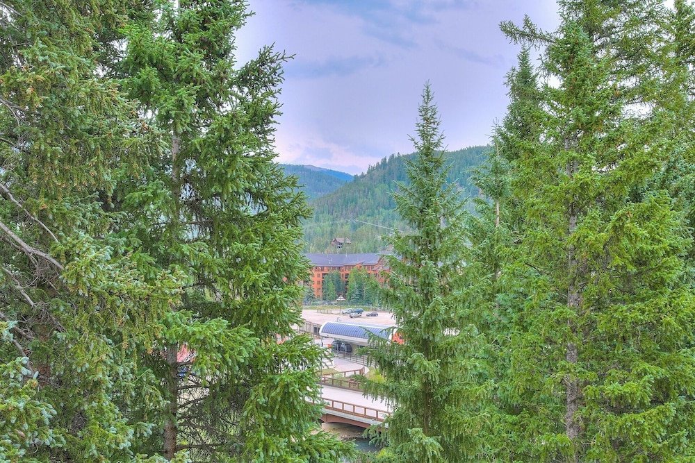 luxurious 2 br in river run village featuring ski in ski out no cleaning fees 2 bedroom condo by redawning