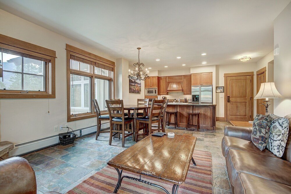 luxurious 2 br in river run village featuring ski in ski out no cleaning fees 2 bedroom condo by redawning