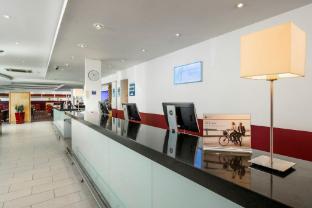 holiday inn express newcastle city centre by ihg