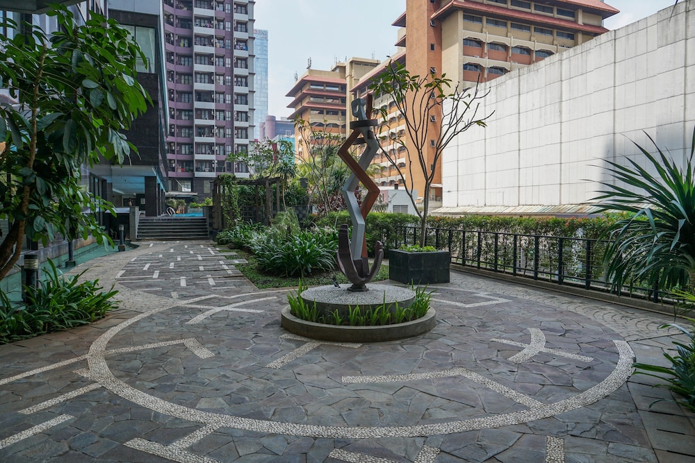 luxurious 2br at tamansari semanggi apartment