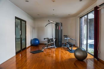 luxurious 2br at tamansari semanggi apartment
