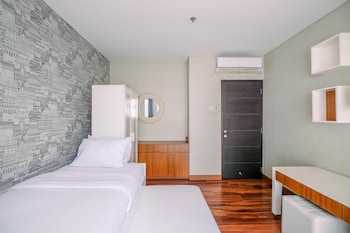 luxurious 2br at tamansari semanggi apartment