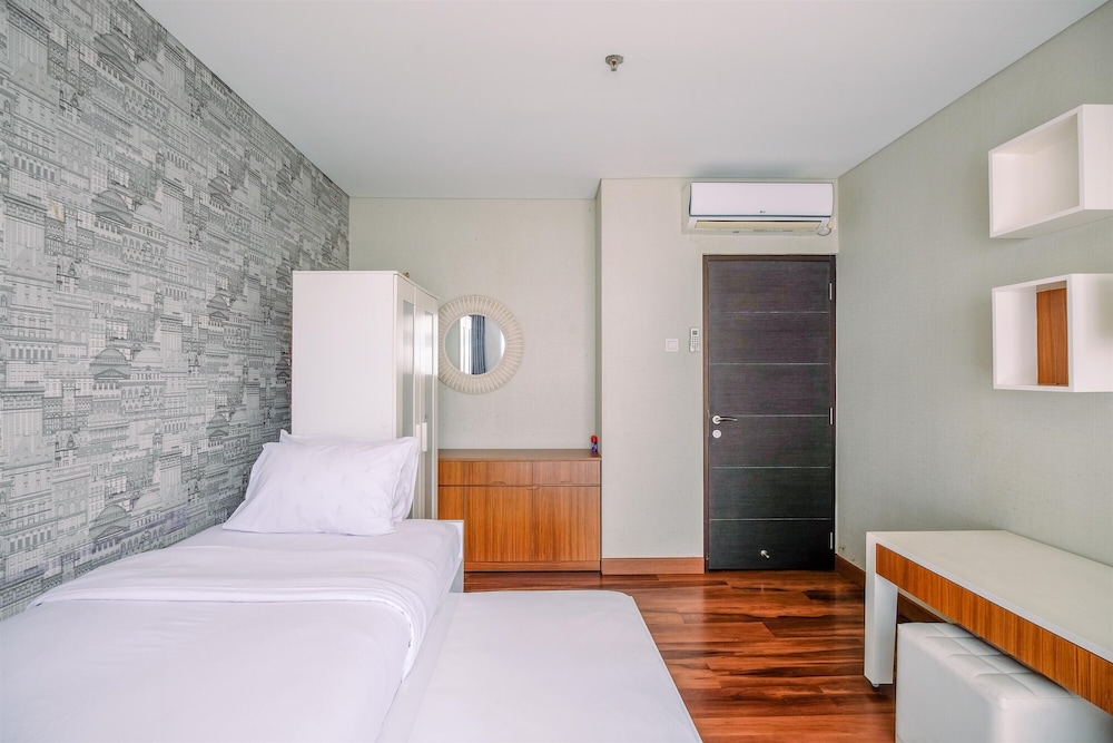 luxurious 2br at tamansari semanggi apartment