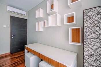 luxurious 2br at tamansari semanggi apartment