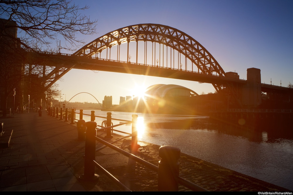 holiday inn express newcastle gateshead by ihg
