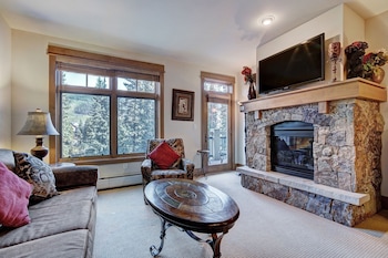 luxurious 1 br in river run village with ski in ski out 1 bedroom condo by redawning