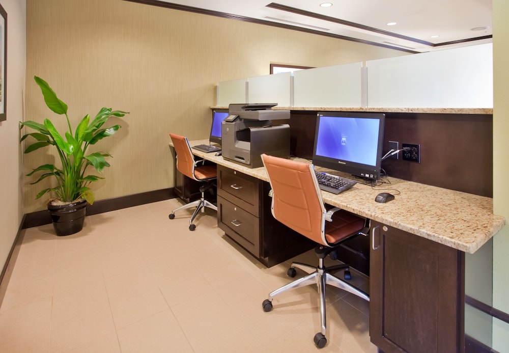 holiday inn express hotel and suites st joseph by ihg