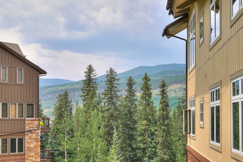 luxurious 2 br in river run village with ski in ski out no cleaning fee 2 bedroom condo by redawning