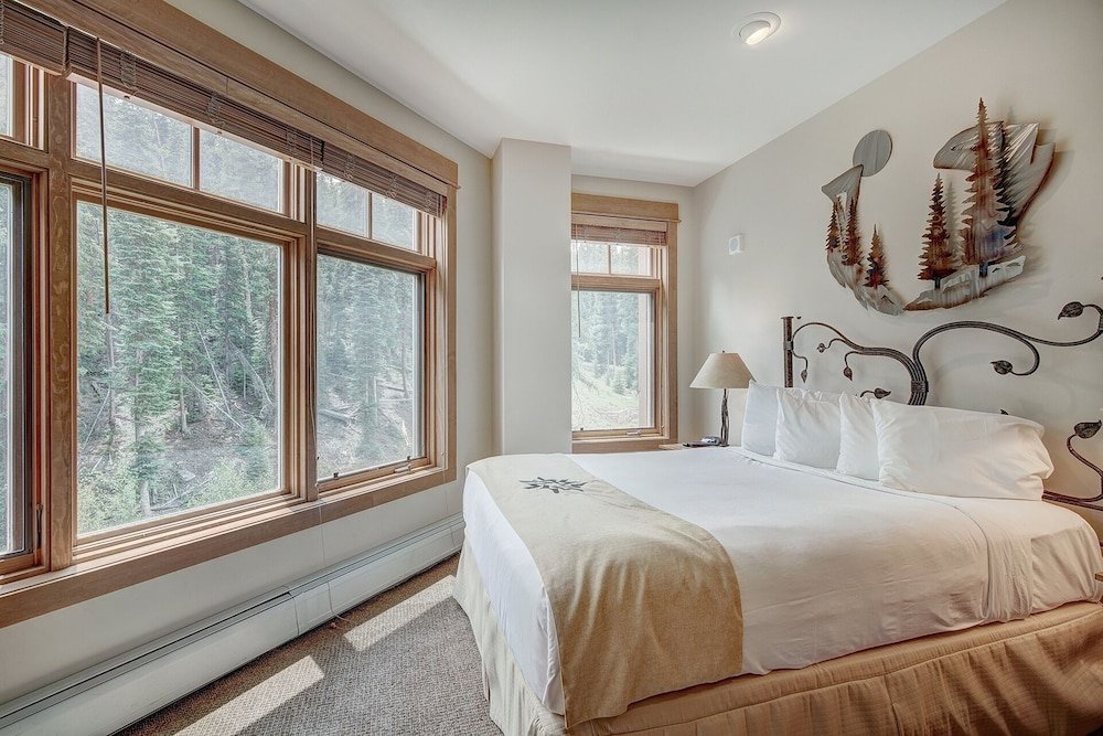 luxurious 2 br in river run village with ski in ski out no cleaning fee 2 bedroom condo by redawning